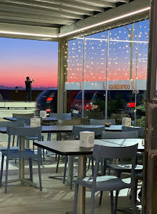 Atmosfera serale di Come da Luca - Vista lungomare